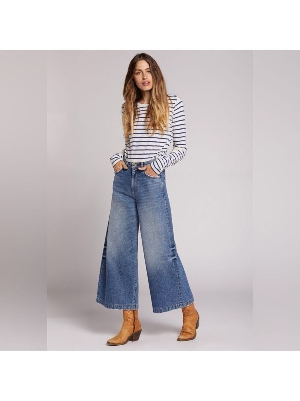 CURRENT/ELLIOTT THE DUSTY WIDE
LEG JEAN in Size 29